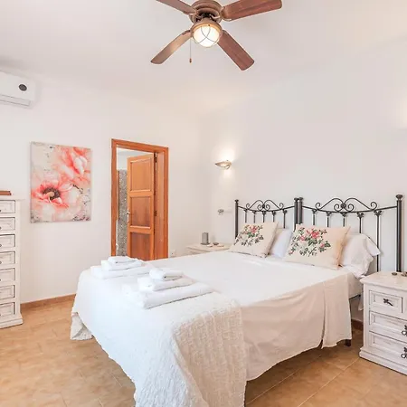 Ses Basses Villa *